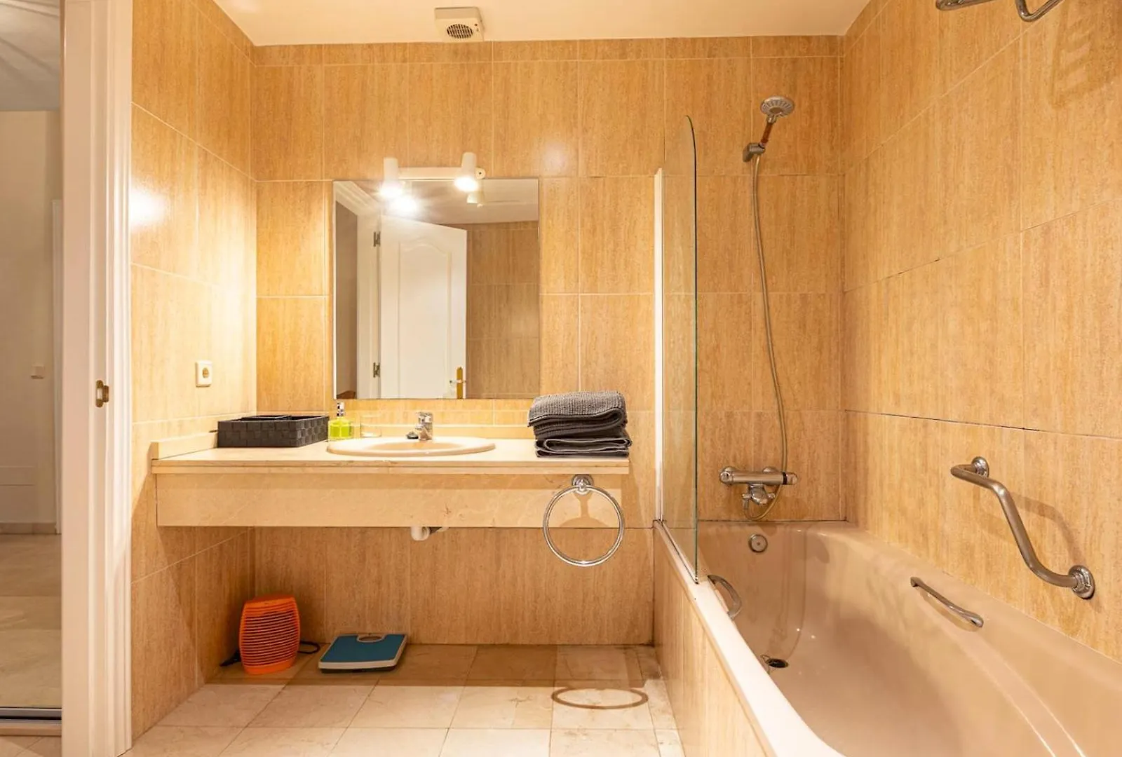 דירות מארבלה Pass The Keys Charming Andalusian Ground Floor With Patio